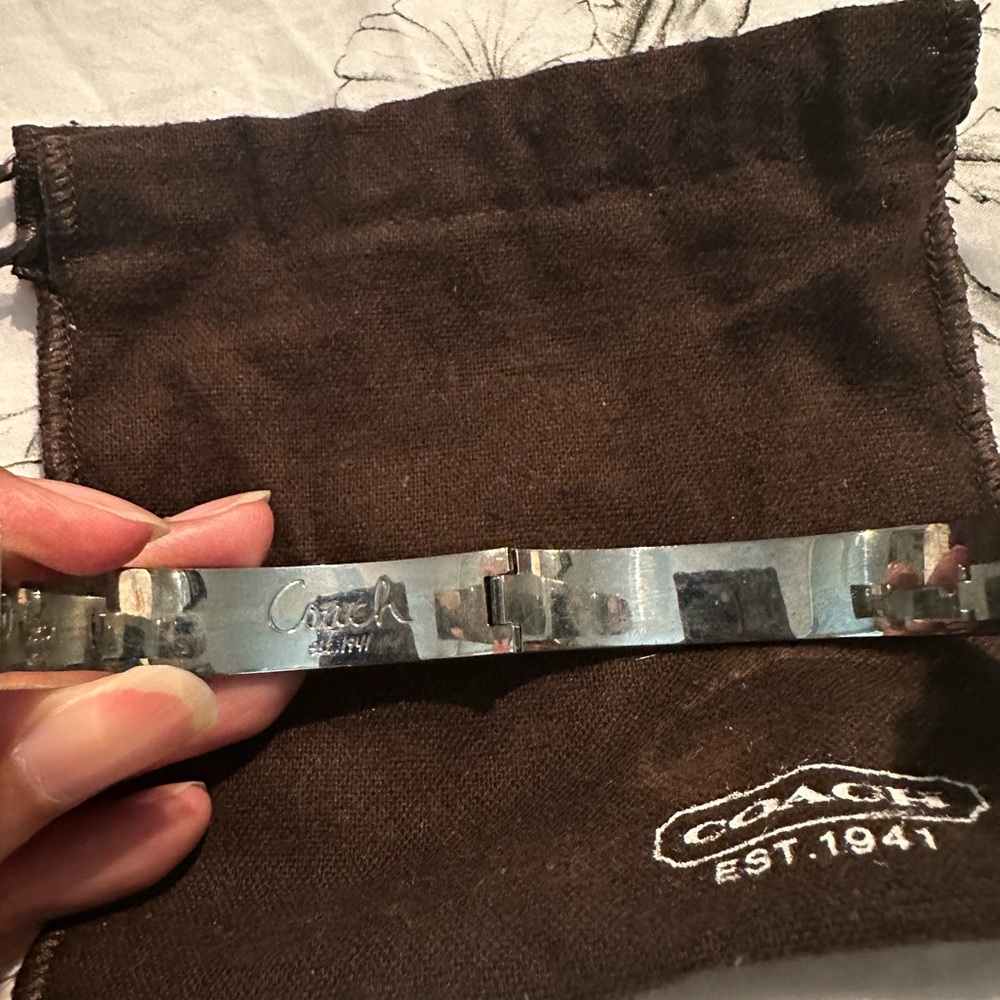 Coach Bracelet Elegant Jewelry - Picture 4 of 5